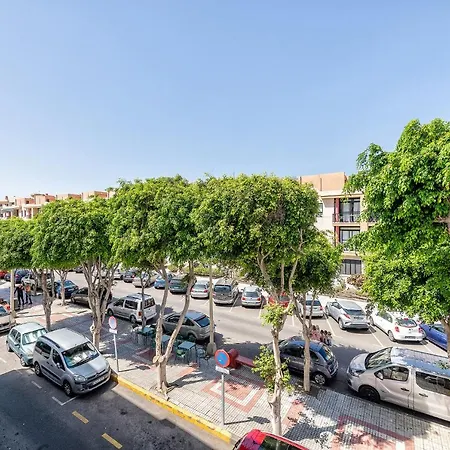 Luxury First Line Apartment. Apartament Salinetas