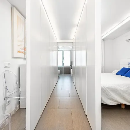 Luxury First Line Apartment. Apartament Salinetas